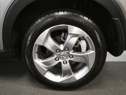 Used 2021 Honda HR-V LX image 31