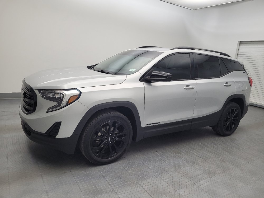 Used 2021 GMC Terrain SLE w/ Elevation Edition AWD/4WD image 2