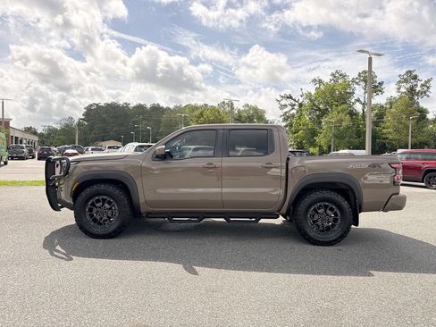 Used 2023 Nissan Frontier PRO-4X w/ Pro-4X Premium Package AWD/4WD image 8