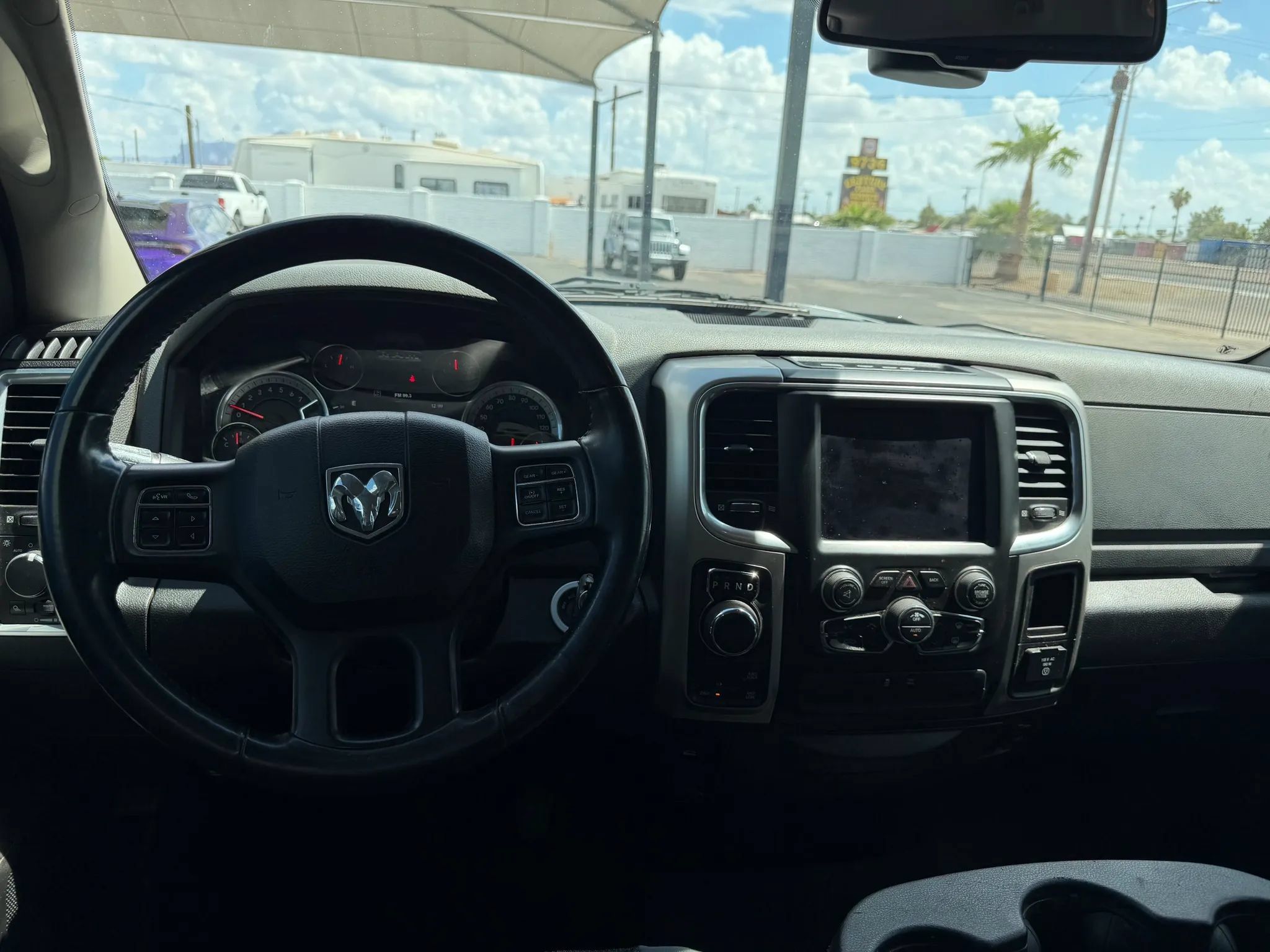 Used 2019 RAM 1500 Classic SLT w/ Luxury Group AWD/4WD image 18