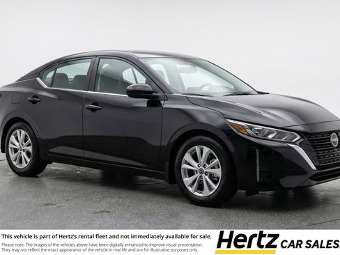 Used 2025 Nissan Sentra S image 1