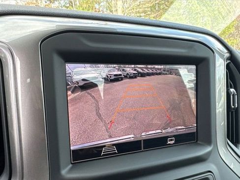 Used 2024 GMC Sierra 1500 Pro w/ Pro Value Package image 16