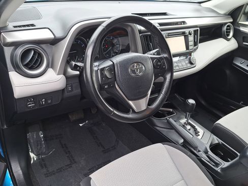 Used 2017 Toyota RAV4 XLE w/ Plus Special Value Package AWD/4WD image 15
