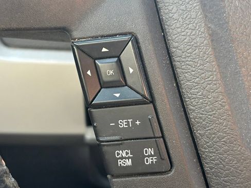 Used 2011 Ford F150 Lariat w/ Lariat Plus Pkg AWD/4WD image 16