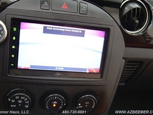 Used 2008 MAZDA MX-5 Miata Grand Touring w/ Premium Pkg image 27