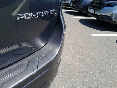 Used 2023 Subaru Forester Premium AWD/4WD image 43