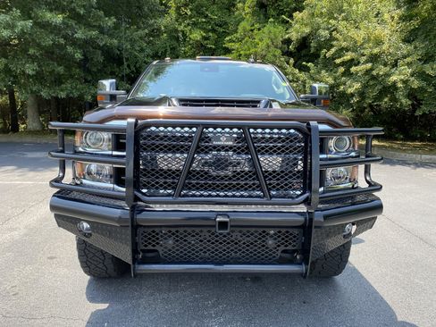 Used 2019 Chevrolet Silverado 3500 LTZ w/ Duramax Plus Package AWD/4WD image 3