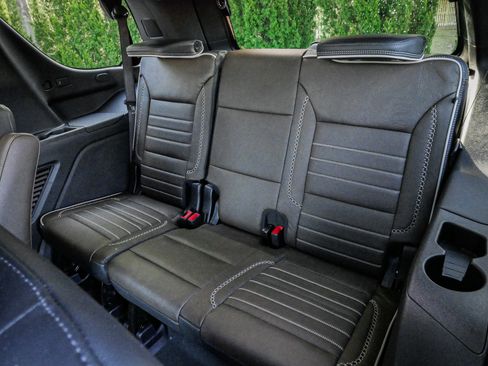 Used 2026 GMC Yukon Denali Ultimate image 33