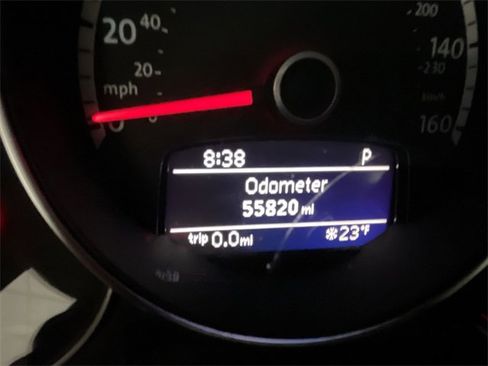 Used 2013 Volkswagen Beetle Turbo 60's Edition image 20