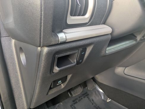 Used 2025 Ford Expedition Max Active image 14