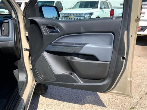 Used 2022 Chevrolet Colorado Z71 image 23