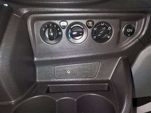 Used 2019 Ford Transit 150 XLT image 23