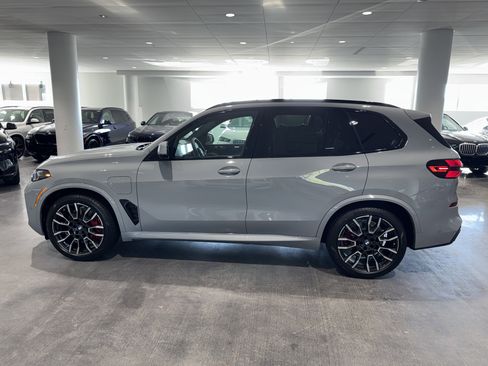 New 2026 BMW X5 xDrive50e w/ M Sport Package image 4
