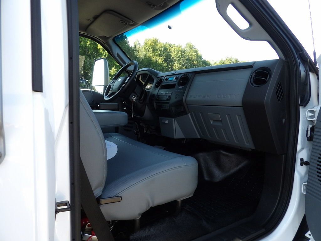 Used 2025 Ford F650 2WD Regular Cab Super Duty image 41