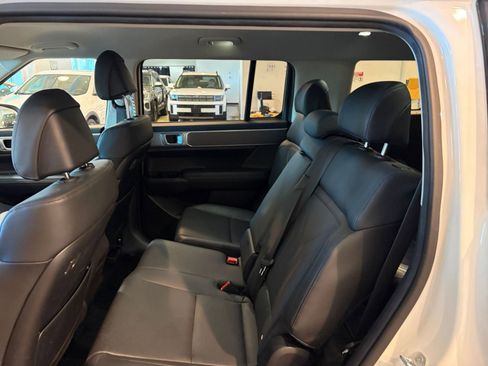 Used 2025 Hyundai Santa Fe SEL image 24