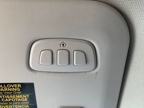 Used 2023 Ford Escape Platinum AWD/4WD image 47