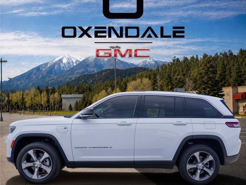 Used 2022 Jeep Grand Cherokee Limited 4xe AWD/4WD image 3