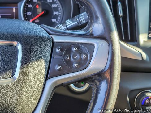 Used 2019 GMC Terrain SLE w/ Driver Convenience Package image 18