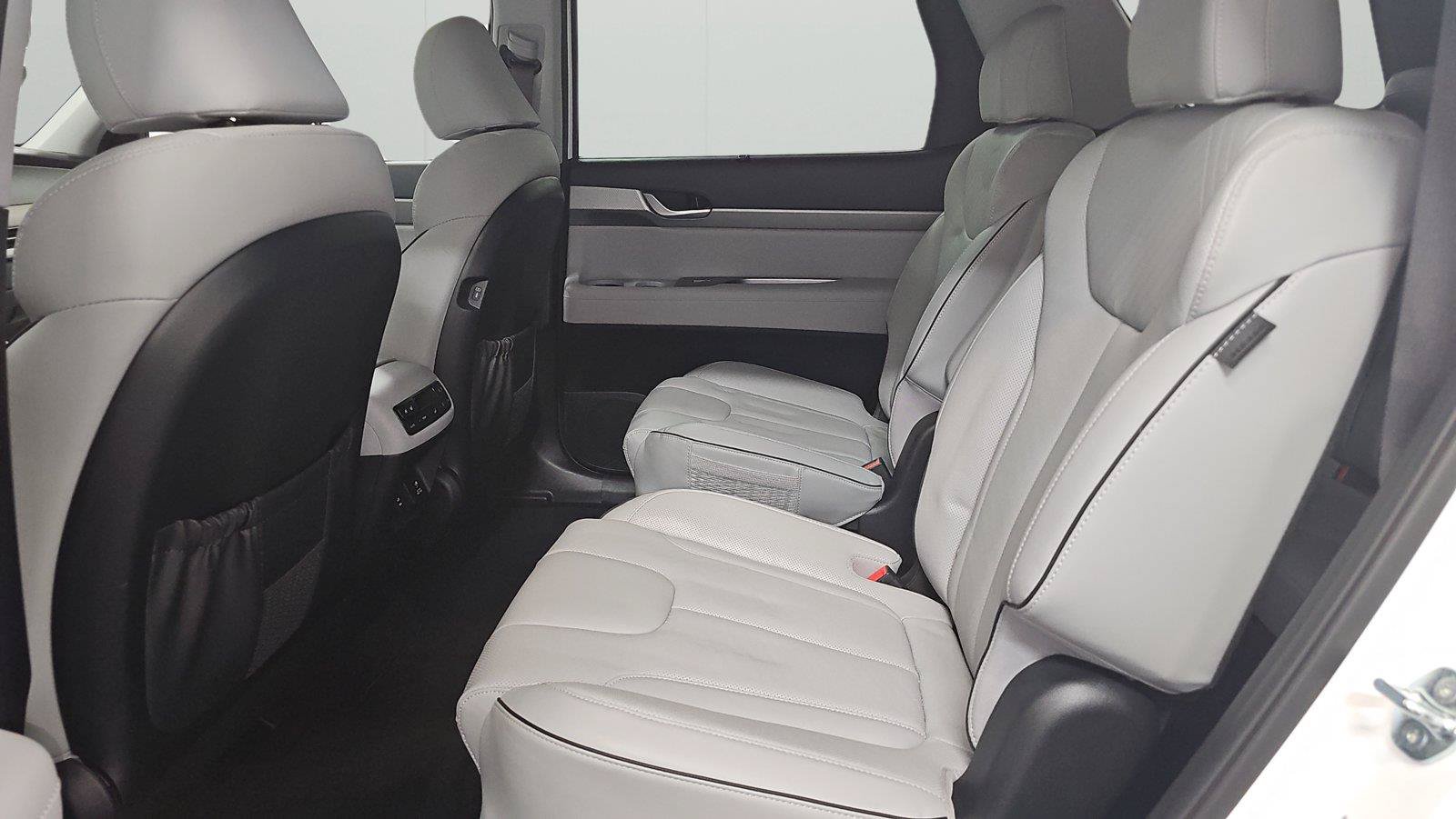 Certified 2025 Hyundai Palisade SEL AWD/4WD image 11
