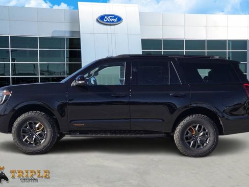 New 2026 Ford Expedition Tremor image 3