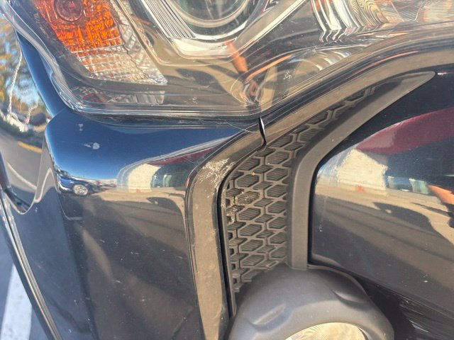 Used 2020 Toyota 4Runner TRD Off-Road Premium AWD/4WD image 12