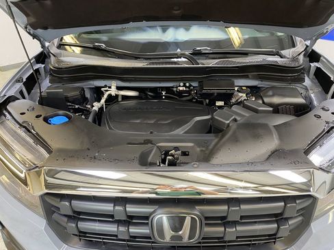 Used 2025 Honda Ridgeline RTL image 9