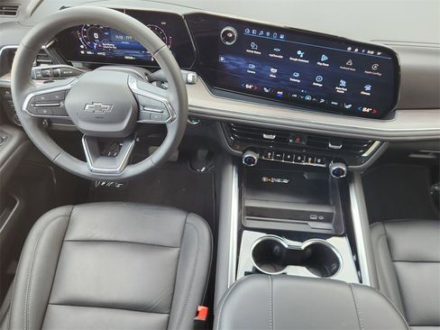 Used 2025 Chevrolet Tahoe Z71 image 27