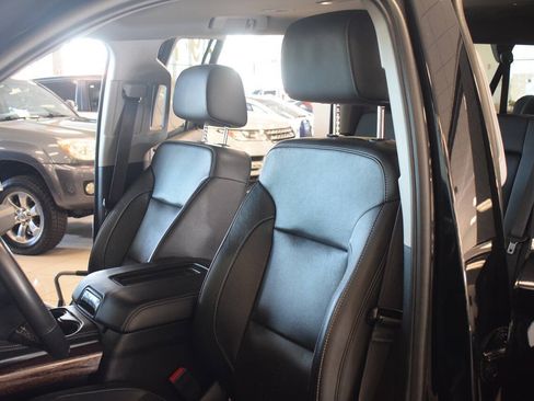 Used 2018 GMC Yukon XL SLT AWD/4WD image 43