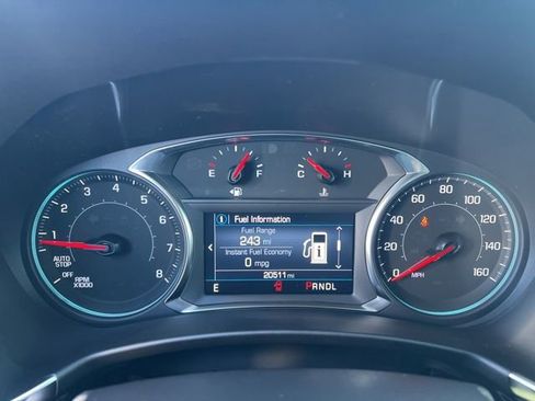 Used 2024 Chevrolet Equinox LS w/ LS Convenience Package image 11