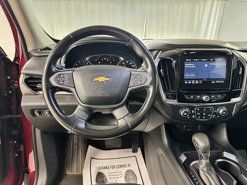 Used 2021 Chevrolet Traverse LT FWD image 14