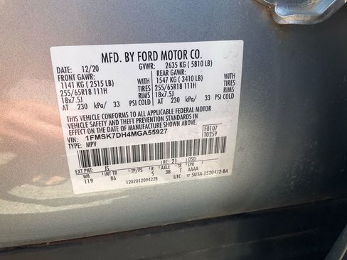 Used 2021 Ford Explorer XLT RWD image 18
