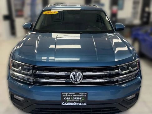 Used 2019 Volkswagen Atlas SE image 2