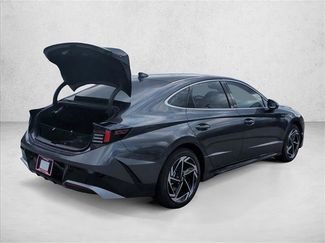 New 2026 Hyundai Sonata SEL video 2