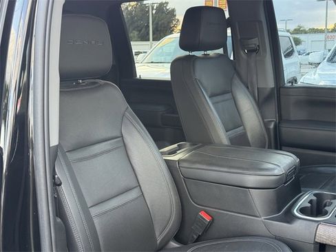 Used 2023 GMC Sierra 2500 Denali w/ Denali Black Diamond Edition image 19