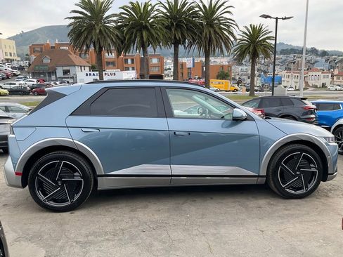 Used 2025 Hyundai Ioniq 5 Limited image 3