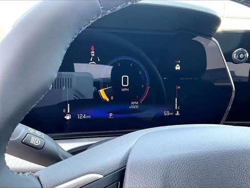 New 2026 Chevrolet Trax LT w/ Driver Confidence Package FWD image 21
