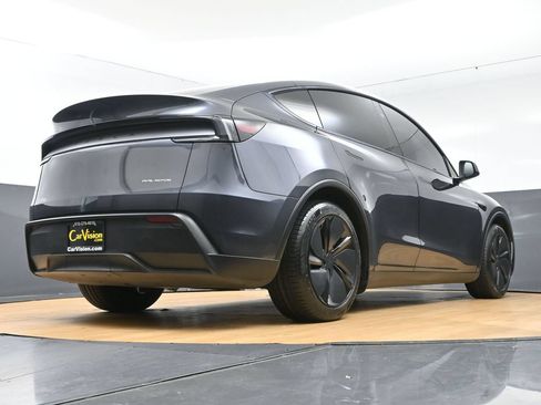 Used 2026 Tesla Model Y Long Range AWD/4WD image 50
