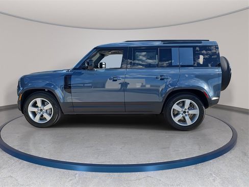 New 2026 Land Rover Defender 110 S image 8