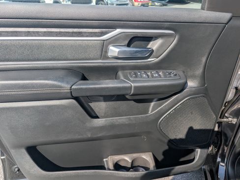 Used 2020 RAM 1500 Big Horn AWD/4WD image 10