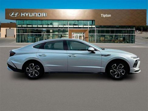 New 2025 Hyundai Sonata SEL image 9