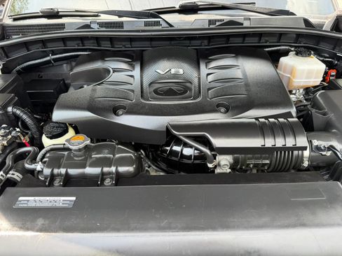 Used 2017 INFINITI QX80 4WD w/ Driver Assistance Package image 41