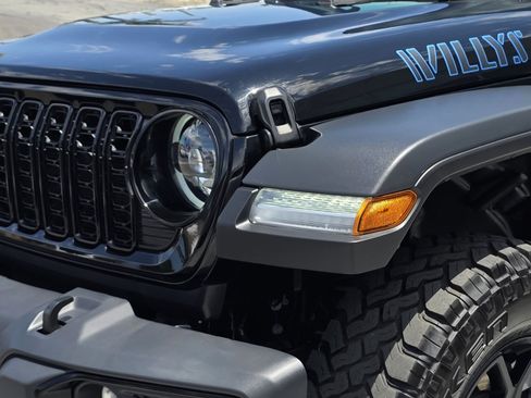 Certified 2025 Jeep Wrangler Unlimited Sport S 4xe AWD/4WD image 8