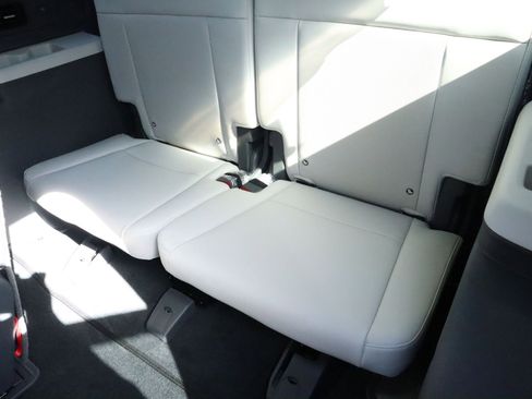 New 2026 Hyundai Santa Fe SEL image 18