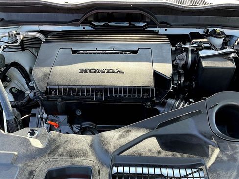 Used 2024 Honda Pilot TrailSport image 31