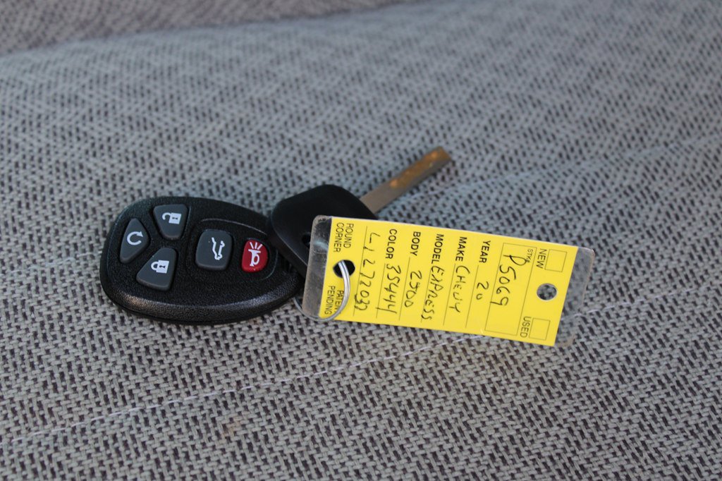 Used 2020 Chevrolet Express 3500 LS RWD image 36