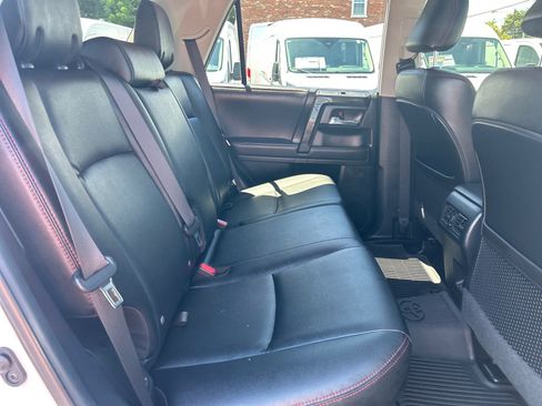 Used 2024 Toyota 4Runner TRD Off-Road Premium w/ Off Road Premium Plus Package AWD/4WD image 22