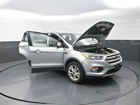 Used 2019 Ford Escape SE AWD/4WD image 39
