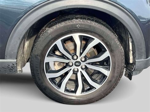 Used 2022 Ford Explorer ST-Line image 14