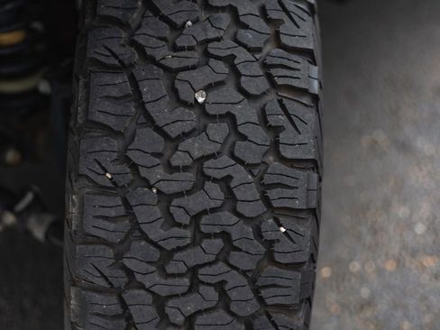 Used 2022 Jeep Wrangler Unlimited Rubicon w/ LED Lighting Group image 4