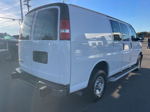 Used 2023 Chevrolet Express 2500 w/ Driver Convenience Package RWD image 5